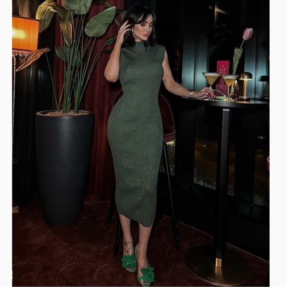ZARA BLOGGERS FAV KNIT DRESS WITH METALLIC THREAD - Picture 2 of 13